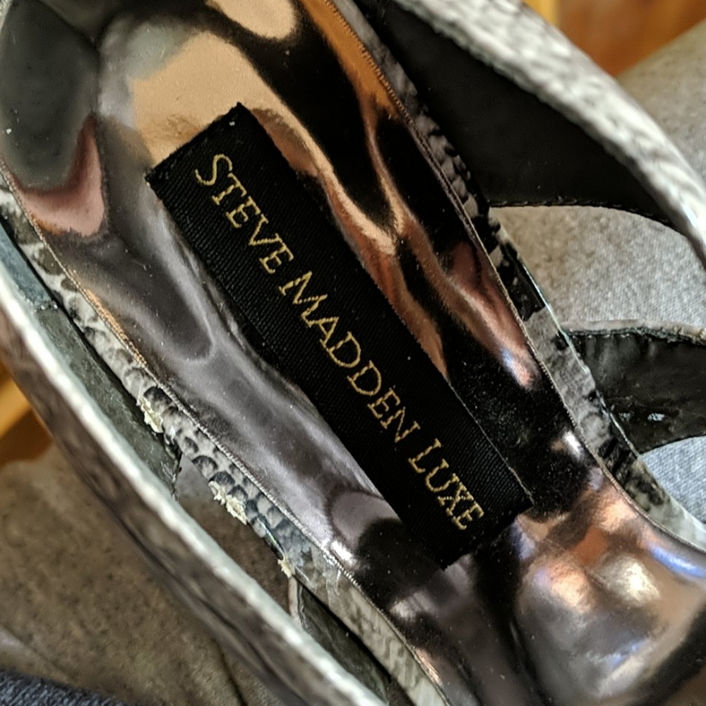 Heels - Picture 7 of 10